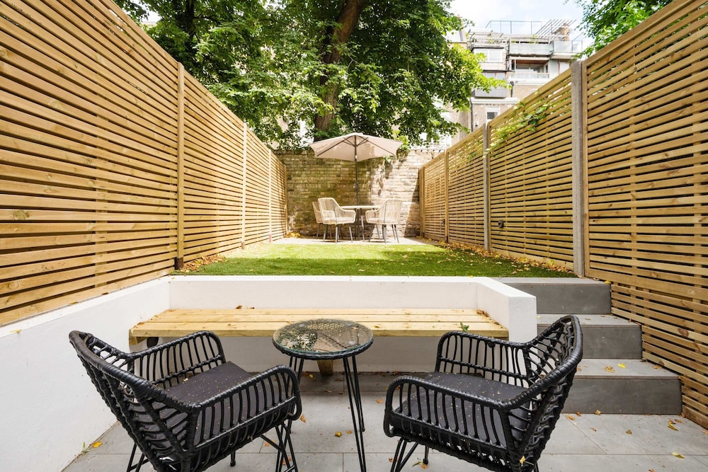 Coleherne Road Residence II