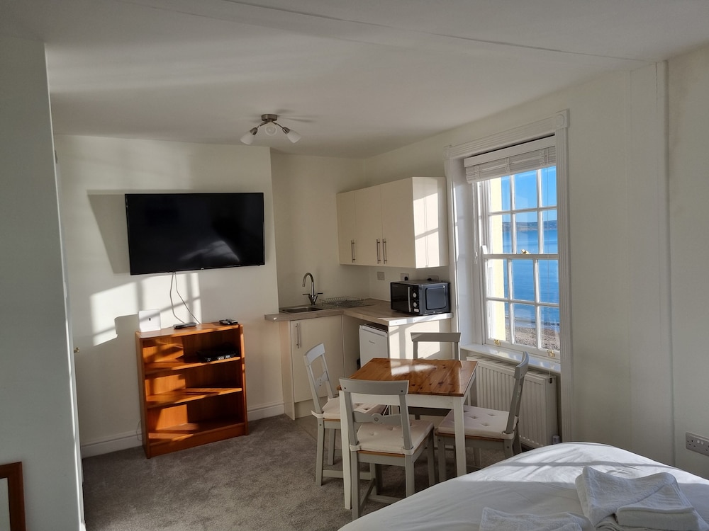 The Horizon Sea View Suite