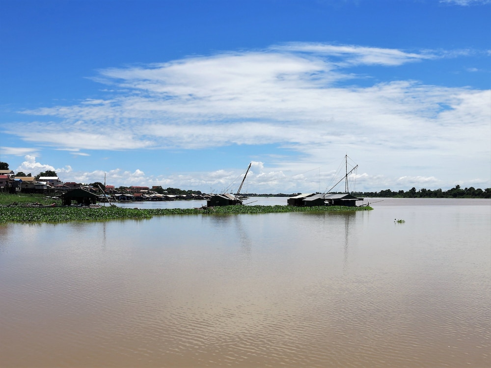 Phocea Cruise Phnom Penh to Siem Reap
