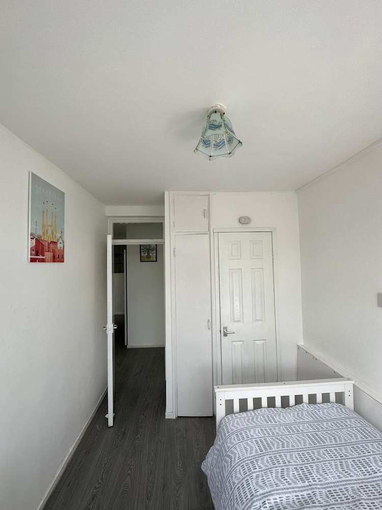 Lovely 3-bed Apartment in London
