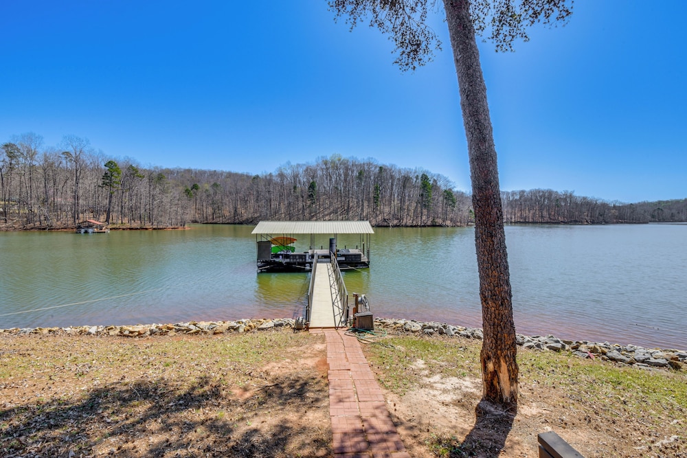 Lake Hartwell Haven w/ Boat Dock in Westminster!