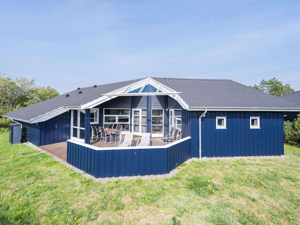 8 Person Holiday Home in Blavand