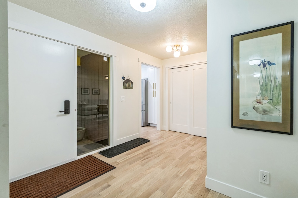 Tranquil Waterfront Escape With Harbor Views 3 Bedroom Home view 2