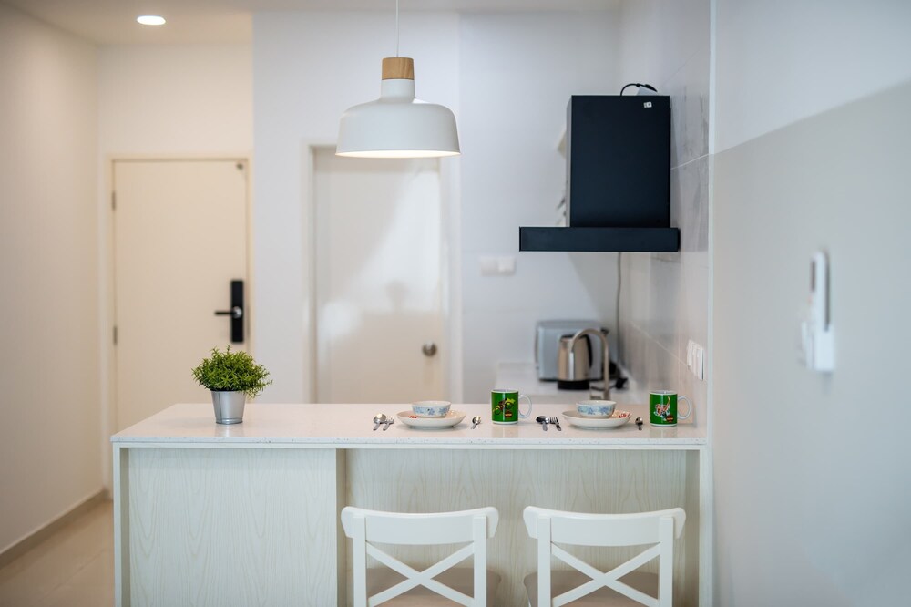 2BR Dual Key SKS Pav Ciq, JB Sentral, Free Parking
