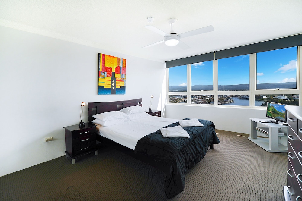 Surfers Paradise Vacations - Condor Ocean View Apartments managed by Gold Coast Premium - Property Image 3