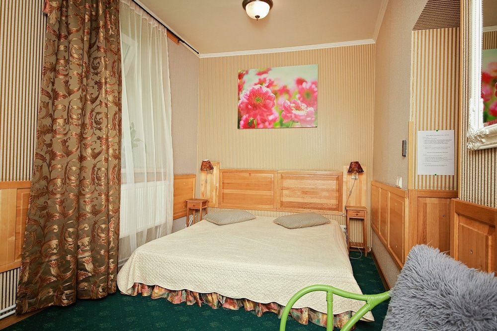 Sleep In BnB