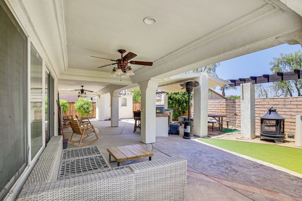 3 Mi to Coachella: Quaint Studio w/ Shared Yard!
