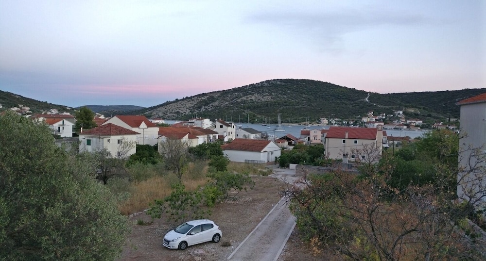 Photo 41