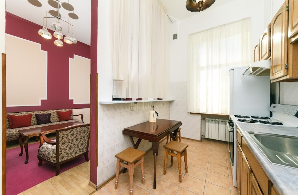 Apartment near Arena City view 5