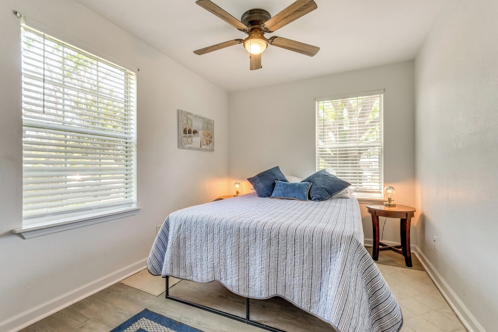 Walk to Beach: Family Getaway in Pensacola