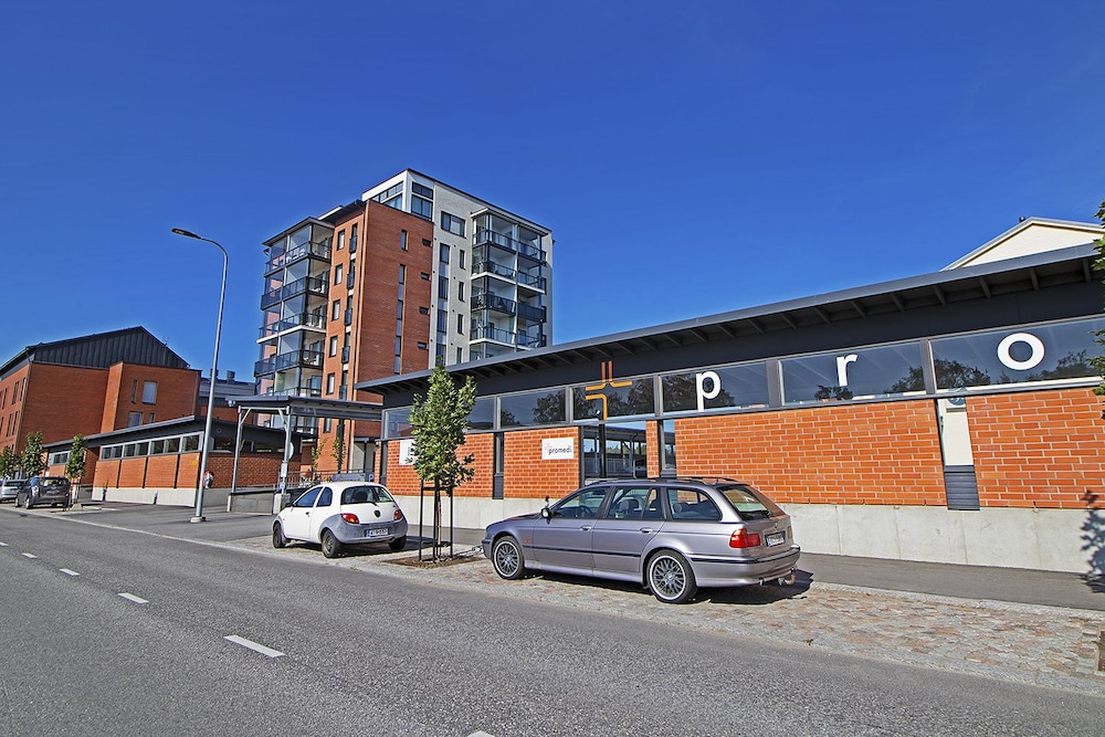 Pro Apartments