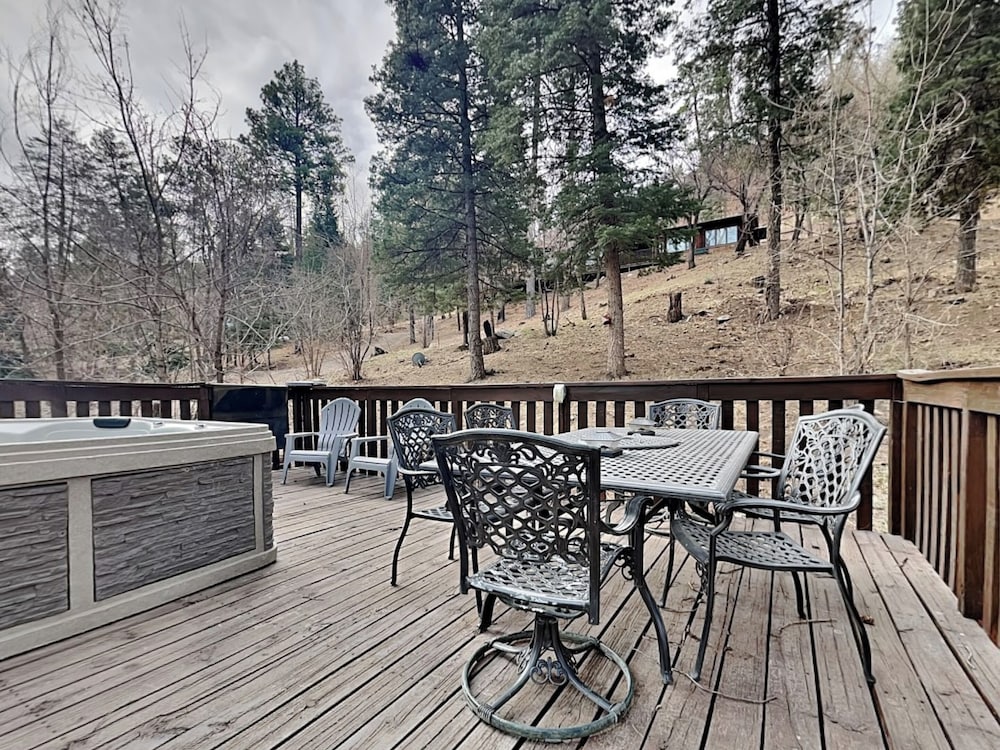 Jackalope by Ruidoso Vacation Rentals