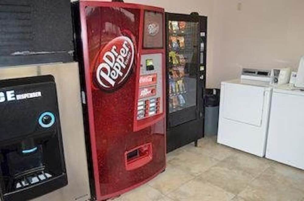 Hammond Vacations - Stay Express Inn Hammond - Property Image 7