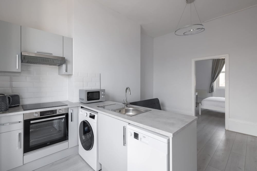 Host Stay Aberdeen Walk Apartment