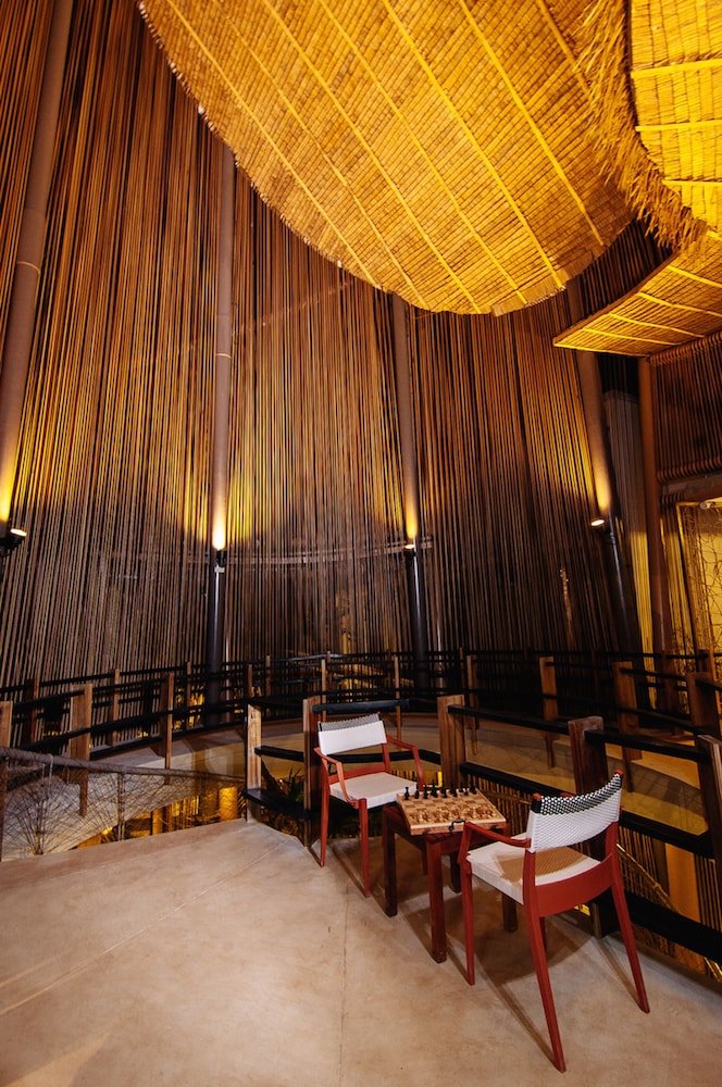 Spin Designer Hostel