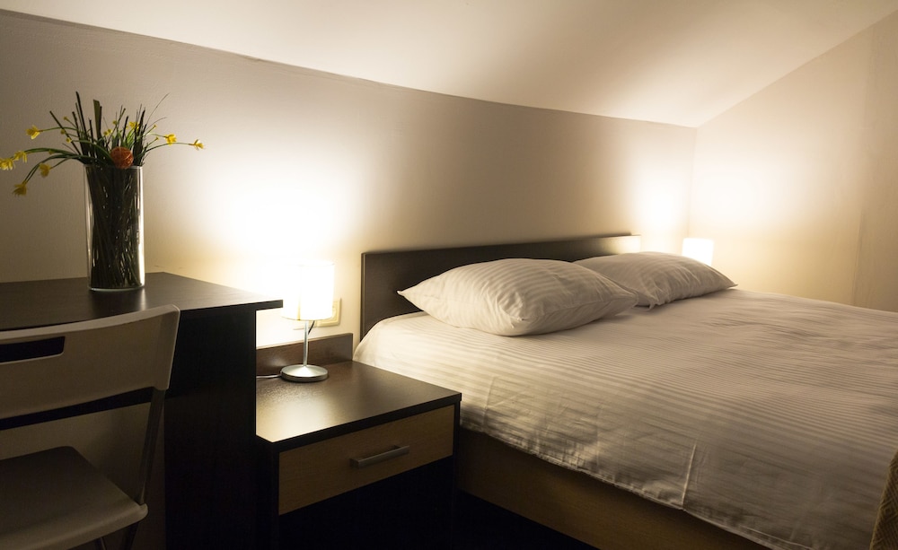 Makarov Hostel
