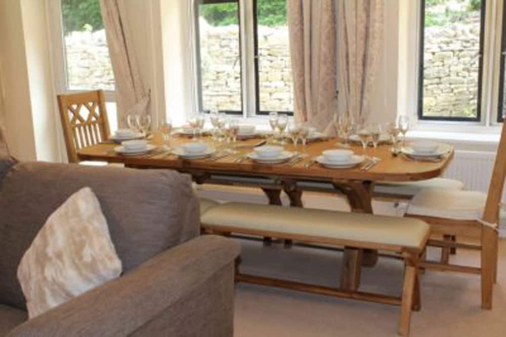 Stroud Vacations - Cotswolds Valleys Accommodation Springfl - Property Image 20