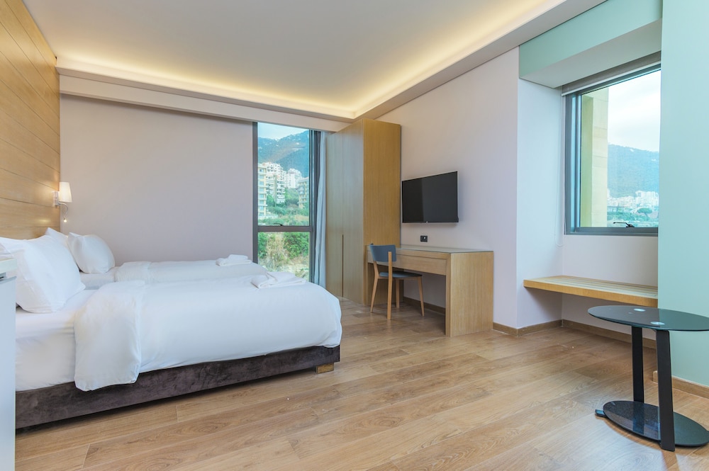 Jounieh Living - Residences by Local Host