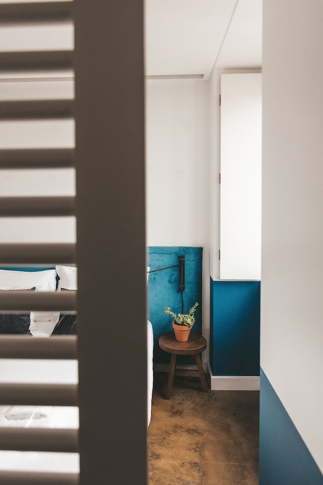 STAY&CO Lisbon Santa Apolonia view 5