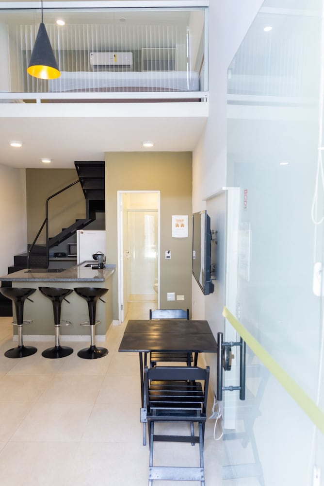 Loft com Wi-fi e Smart Lock pr x ao Projeto Tamar