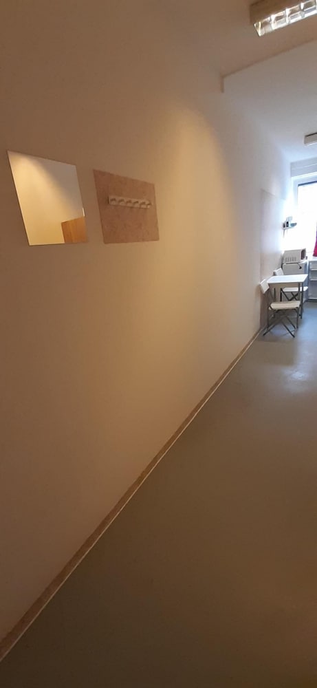 2-Rent Group Hostel Zimmer&Apartments GKP2