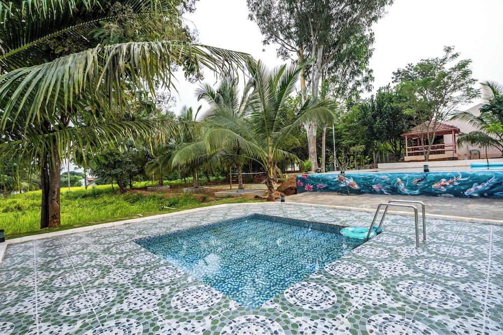 APR Villa by Alaya Stays