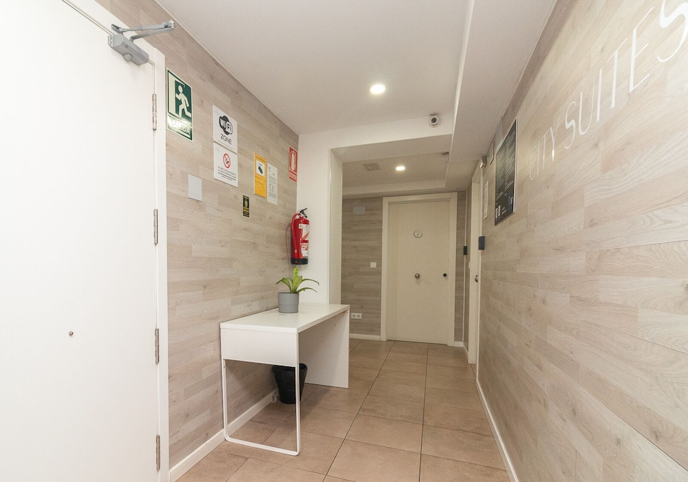 Bet Apartments - Abastos view 3