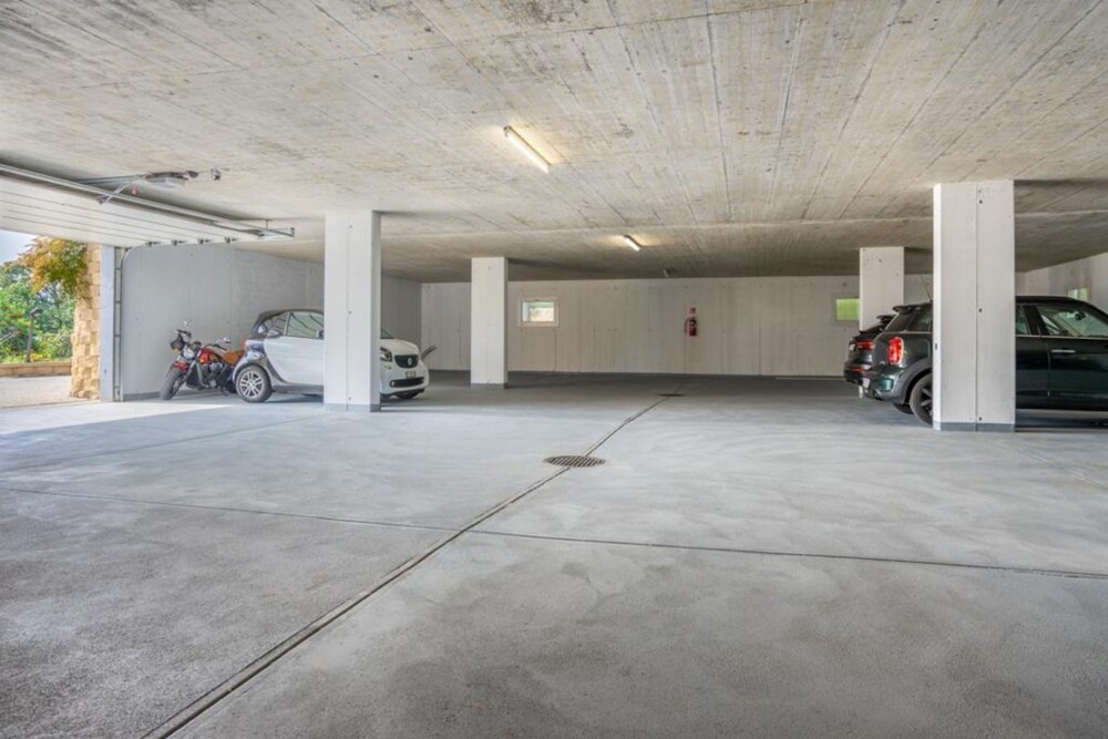 Parco Vira Apartments