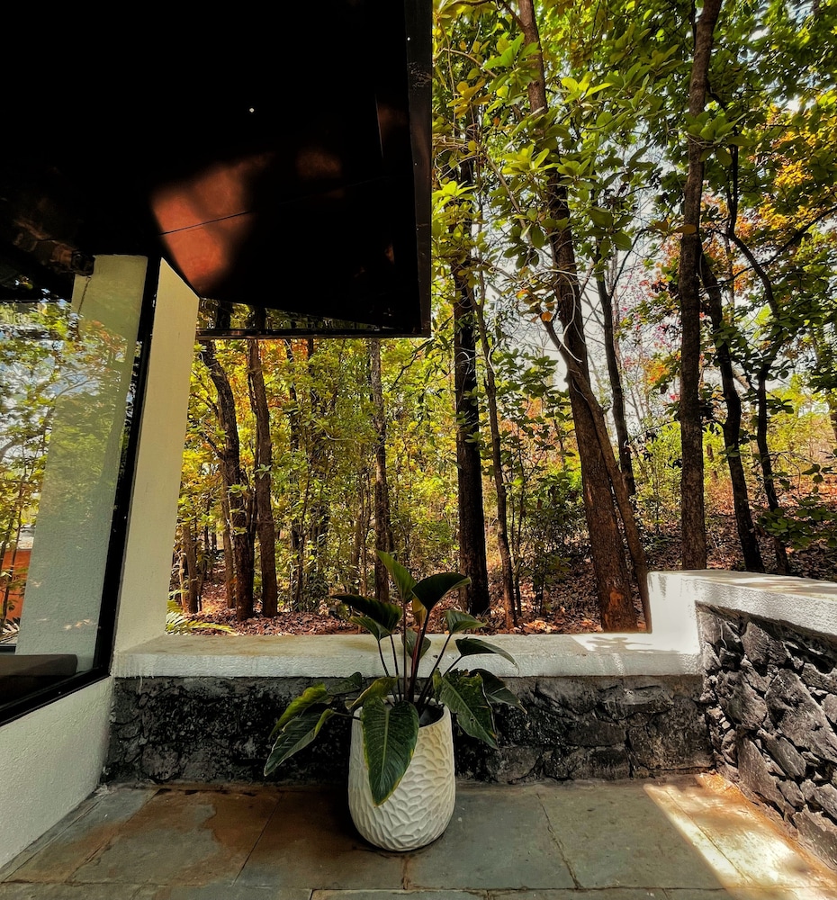 Bird's Nest Resort - Shahapur