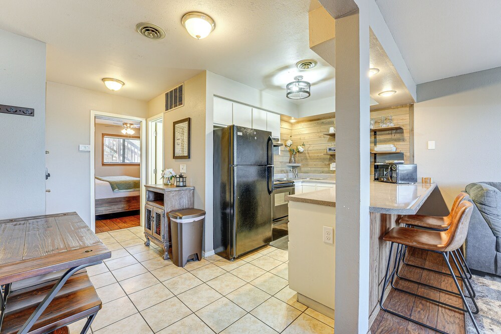 2 Mi to Silver Dollar City: Condo in Branson West