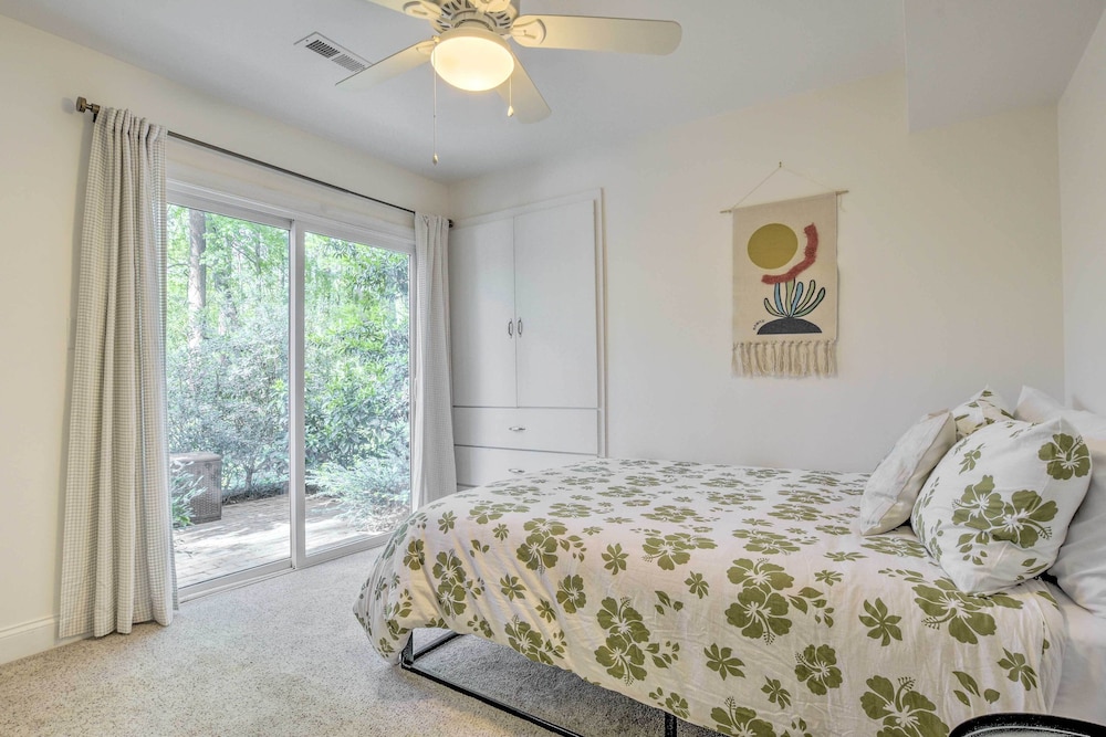 Bright Cary Home With Deck < 15 Mi to Raleigh! - Property Image 26