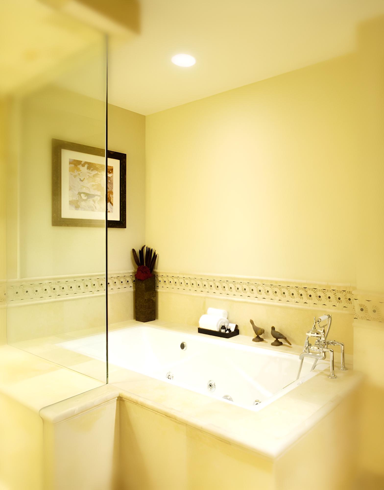 Hyatt Grand Aspen by Frias Properties