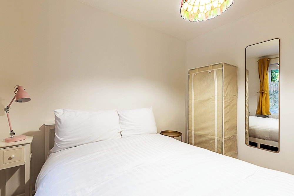 Charming One Bedroom Flat in Rotherhithe