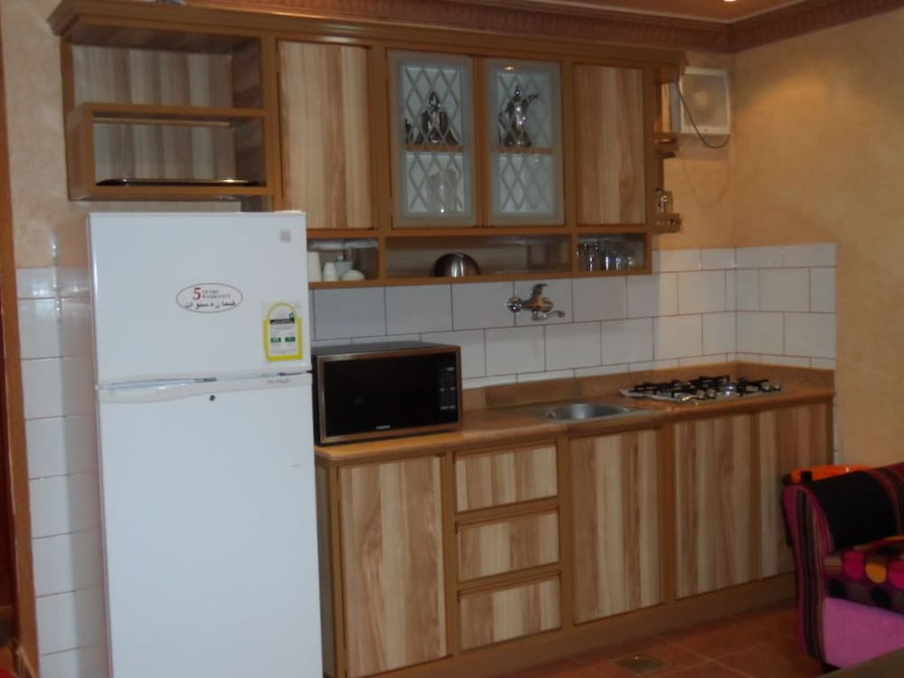 Aknan Al Morooj Furnished Units