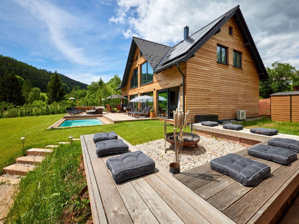 Welcoming Villa With Amenities