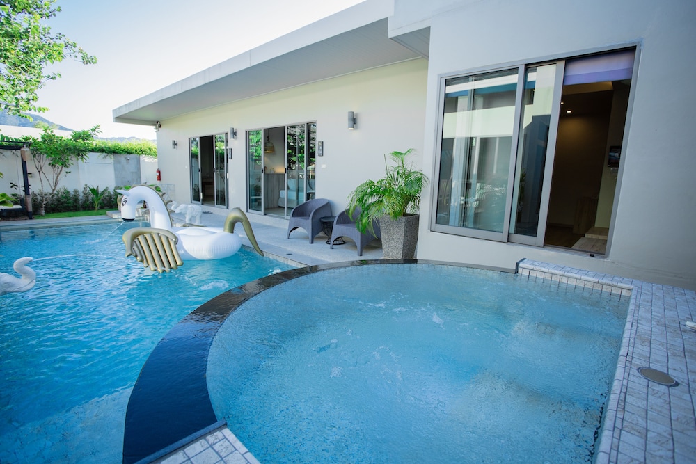Yipmunta Pool Villa