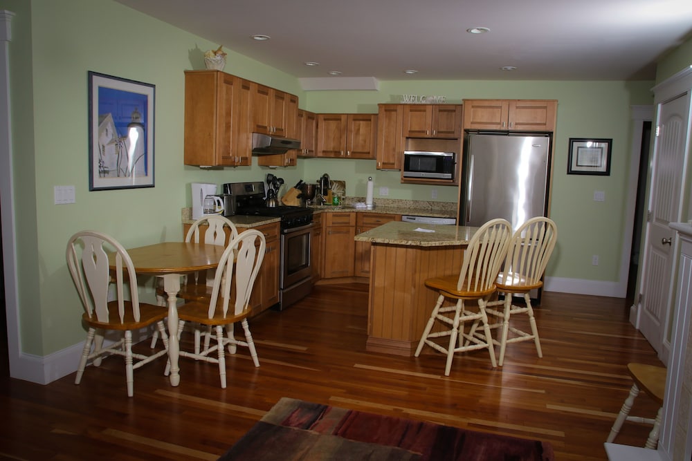 Sheepscot Harbour Village Resort