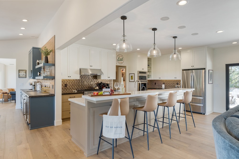 Rancho Robles by Avantstay Vineyard Villa w Views Pool Privacy