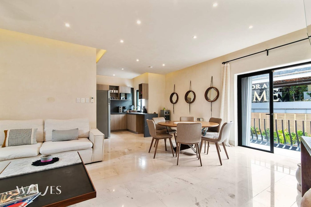 Prime 5th Ave Stay - 4BR With King Beds City Views
