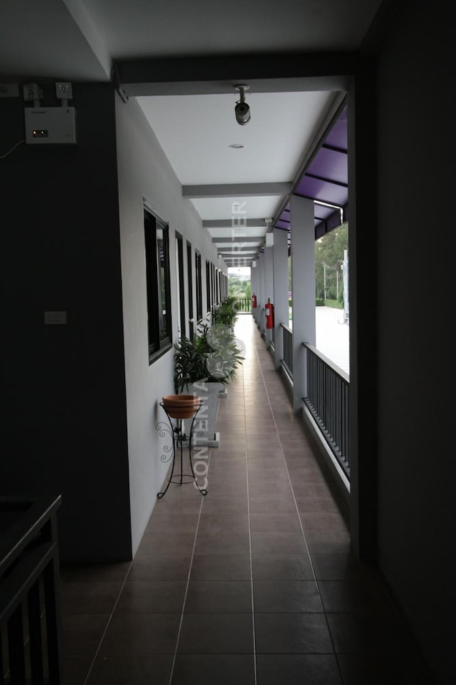 Eazy Motel Bangna