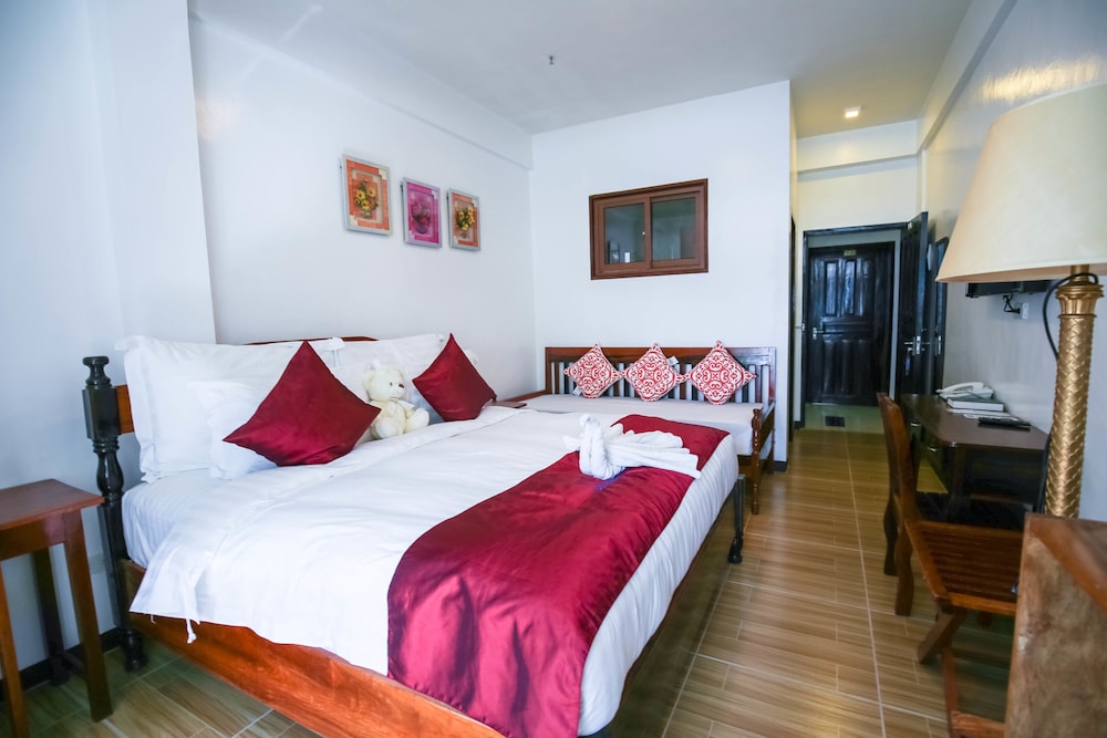 Doublegem Beach Resort and Hotel