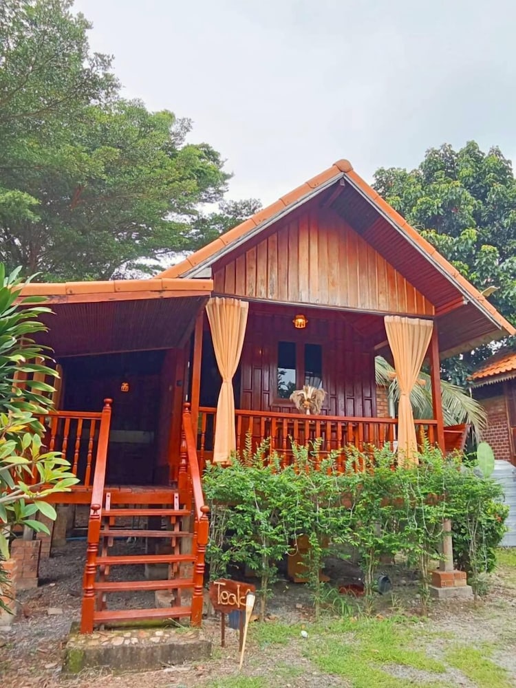 Teak House Lanta