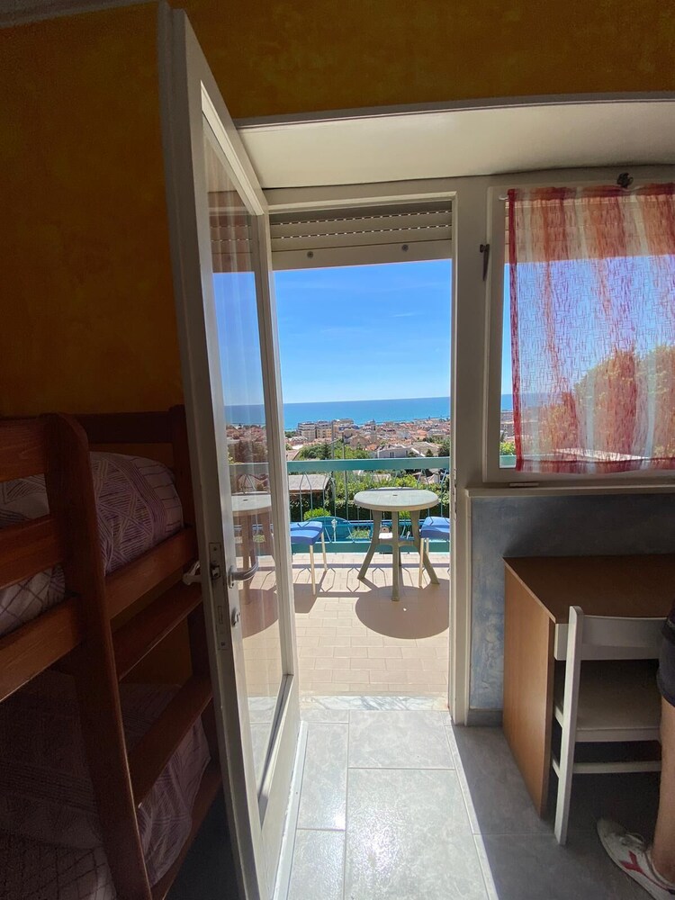 B&B Miramare Grottammare view 5