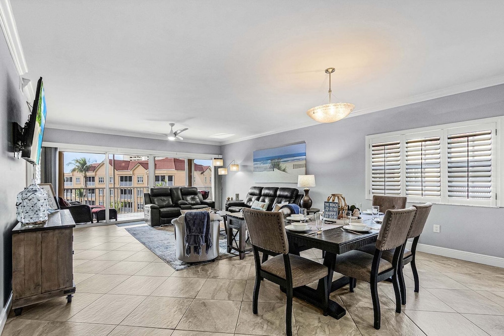 Bella Lago 444 ~ Beautifully Updated Condo Just Across The Street From The Beach! 3 Bedroom Condo by RedAwning