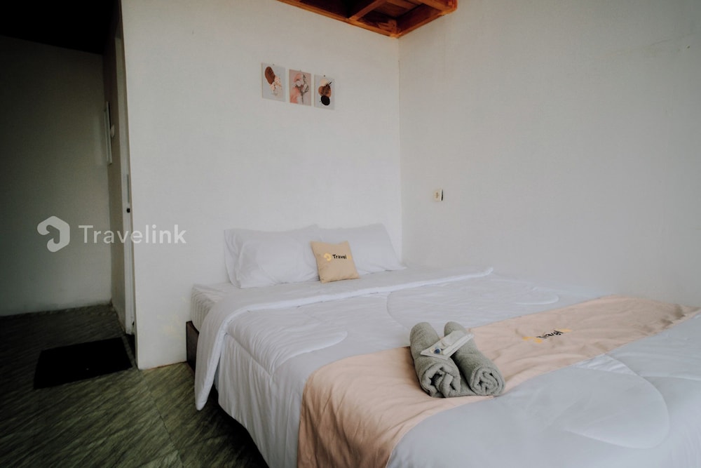 Flamboyan Cabin By Travelink