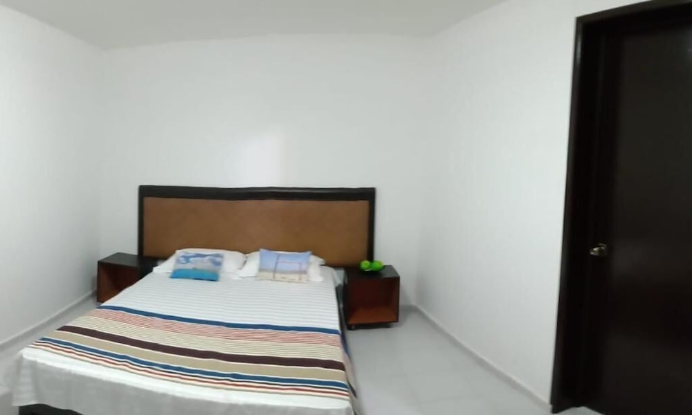 Las Palmas Hostal - Hostel