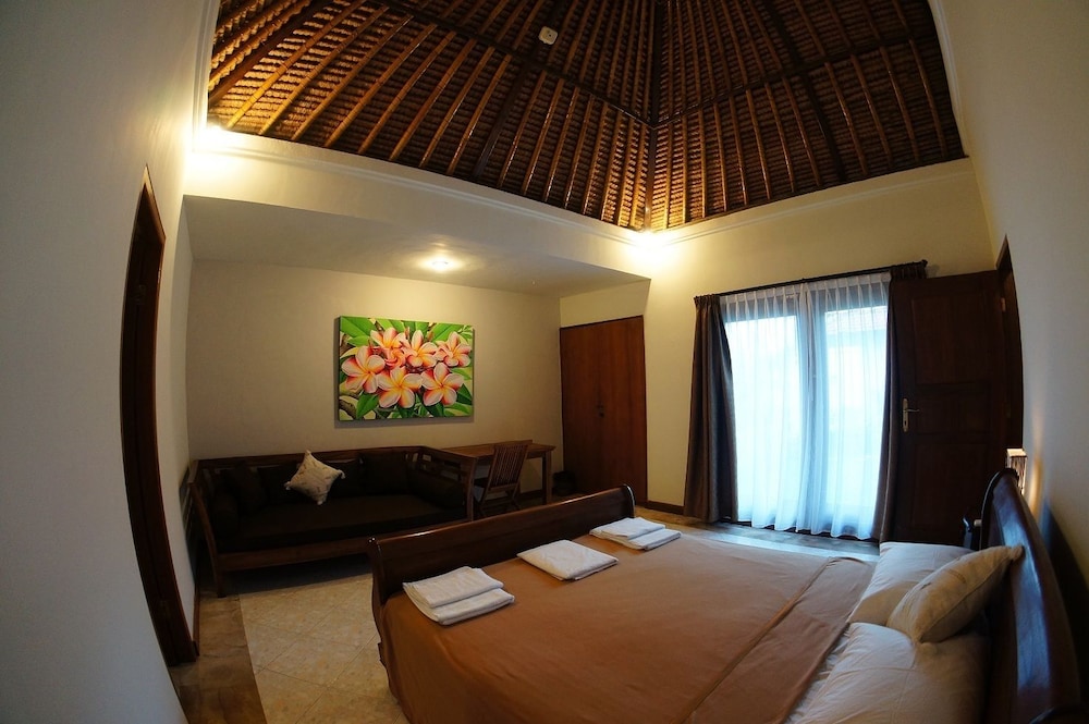 Sunrise Hotel