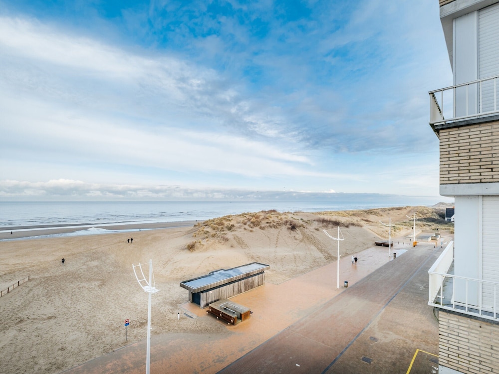 Apartment in Belgium Near St-andre Dunes