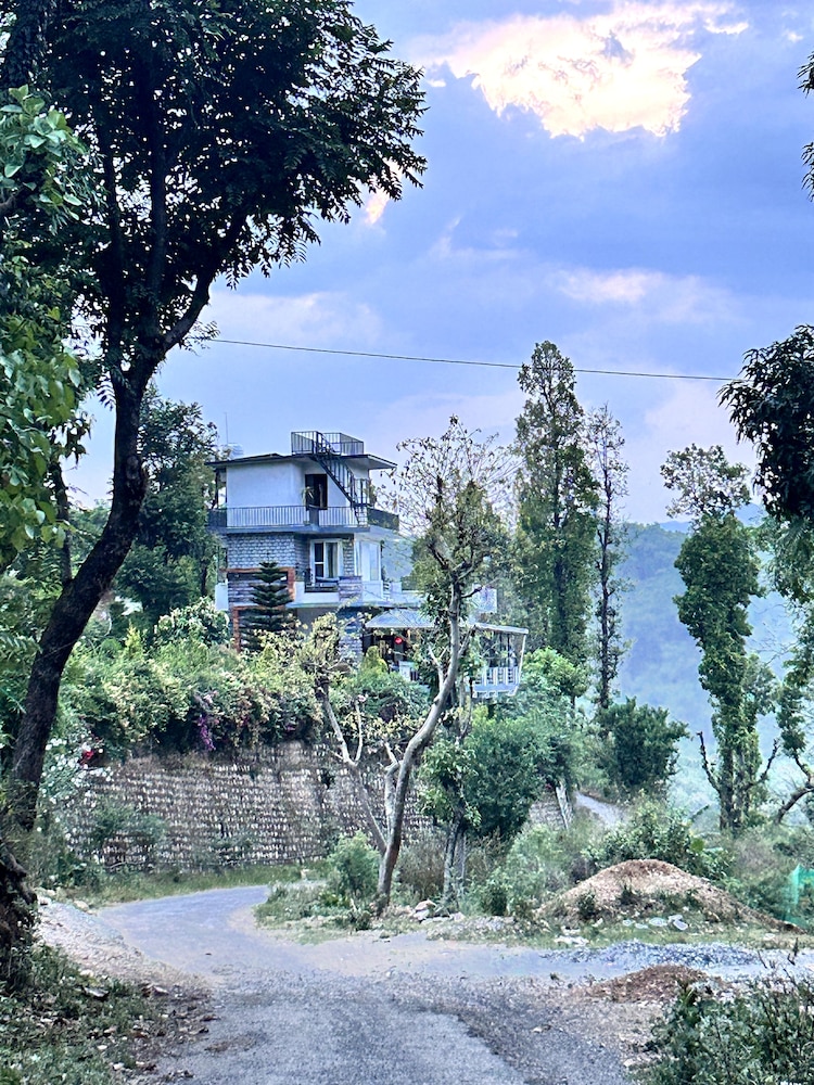 Ekantam Resort