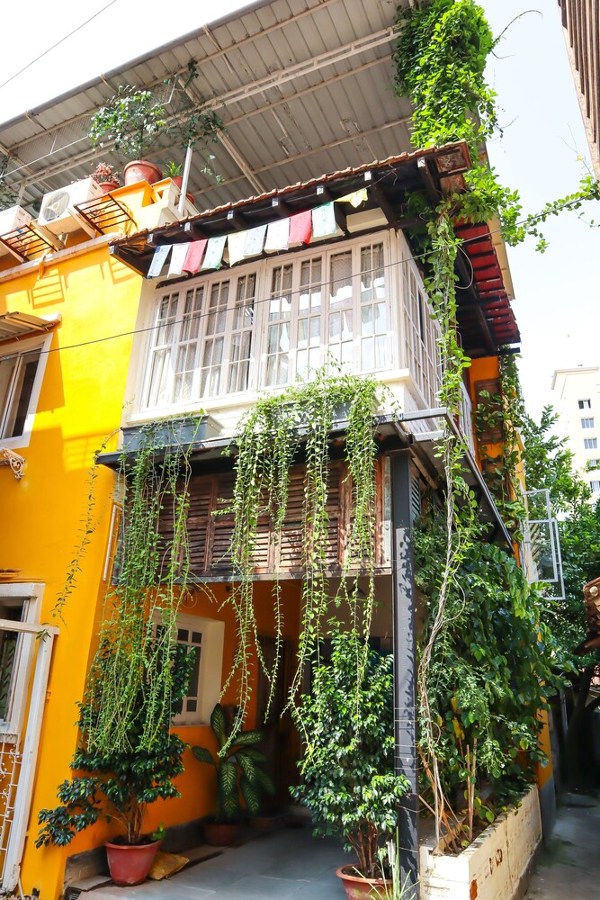 5/4 - Calcutta's freshest BnB